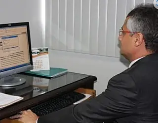 Juiz manda Contar retirar do ar acusação contra Riedel