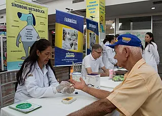 Acadêmicos da Unigran orientam sobre a síndrome metabólica