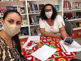 Biblioteca do conhecimento do Sesi interage com crianças da Cachoeirinha