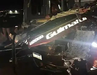 Motorista de ônibus de comerciantes morre na rodovia