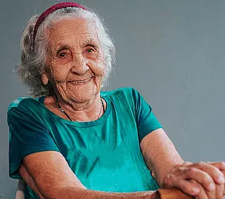 Maria Antonieta festeja data em meio a gerações