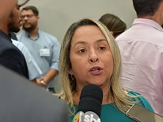 Condições da BR-163 preocupam Lia Nogueira