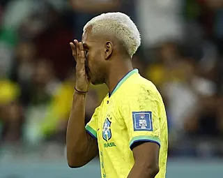Seleção é eliminada da Copa nos pênaltis