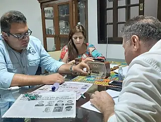 Jornal diz que vereadora sofre ameaças por insistir em apurar 'farra da publicidade'