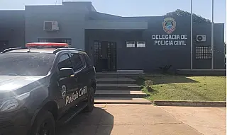 Idoso escala 4 metros para amarrar caixa d'água e morre eletrocutado