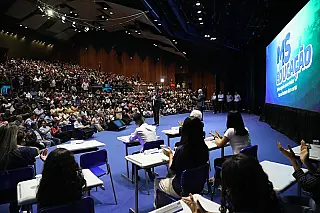 Riedel investe quase R$ 1 bilhão pra Educação dar certo
