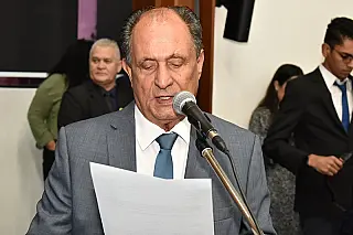 Zé Teixeira pede instalação de Biomedicina em Ivinhema