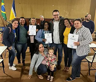 Prefeito entrega 50 novas escrituras em Dourados