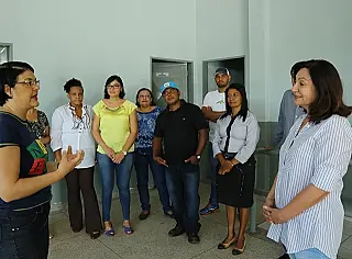 Délia ouve reivindicações de moradores no Cras do Canaã I