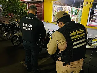 Operação coíbe crimes de trânsito, algazarra e bebedeira na área do "inferninho"