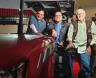 Vander e Zeca repassam fruto de emendas a Dourados