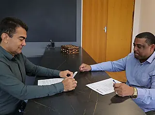 Marçal corrige erro e convoca 210 professores
