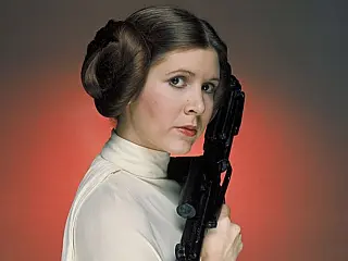 Princesa Leia de Star Wars, Carrie Fisher sofre parada cardíaca em avião