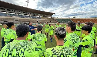 DAC enfrenta Operário Caarapoense em disputa direta pela liderança no Estadual Sub-20