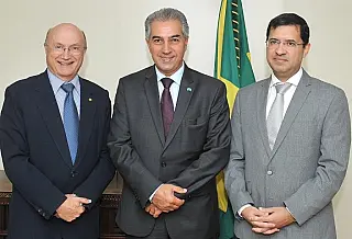 Reinaldo Azambuja pede recursos para ampliação e construção de presídio em Dourados
