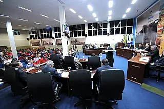 Câmara garante acessibilidade a deficientes visuais nos cinemas de Dourados