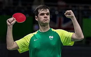 Brasileiro conquista a prata e fatura a 1ª medalha do país no tênis de mesa