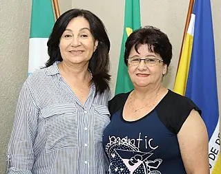 Délia nomeia Berenice na Saúde e diz que faz opção por servidores de carreira