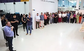 Câmara de Dourados celebra data com café da manhã