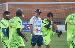 DAC enfrenta Ivinhema com técnico novo e primeiros ingressos ganham camisas infantis