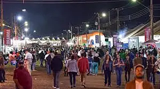 Duas caminhonetes são furtadas durante a Expoagro na madrugada