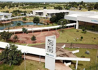 Uems amplia parcerias