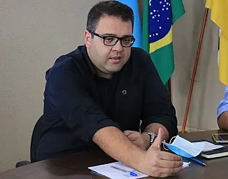 Alan paga 85% da folha de dezembro nesta sexta e diz que 2021 já está comprometido