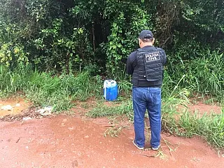 Polícia investiga corpo encontrado em tambor com desaparecimento de menor