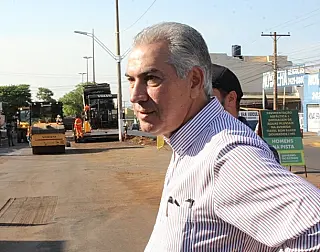 Reinaldo confere obras na Hayel e recebe elogios em Dourados