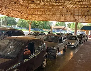 Campanha de vacinação chega ao grupo 61+ com drive thru no Jorjão neste sábado