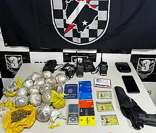 Dois são presos em ponto de drogas no Cachu