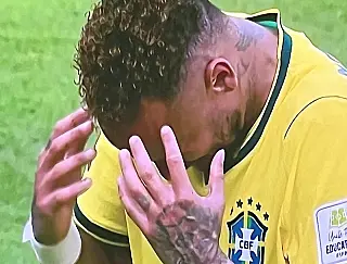 Brasil 'vira freguês' da Noruega e sai da Copa