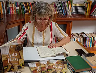Cilene Queiroz lança 'Sala das Flores'