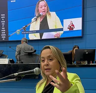 Lia propõe criação de políticas contra vício em apostas