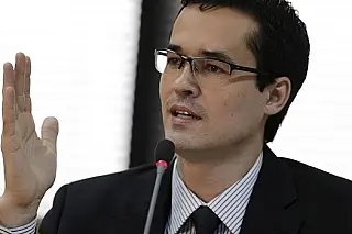 Foco da Lava Jato em 2016 serão contas ilegais, diz MPF