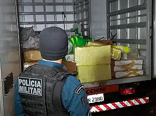 Polícia Militar prendeu 17 pessoas e carga de maconha no plantão de domingo