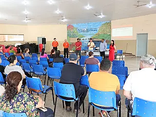 Marçal encaminha piso do professor em Dourados
