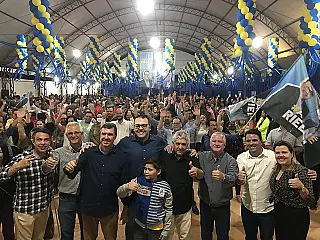 Riedel explora 'fator desconhecido' em pré-campanha