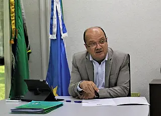 Na ausência de Riedel, Barbosinha mantém rotina em MS