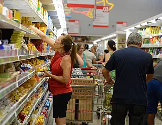 Cesta básica ficou 6,75% mais barata em julho