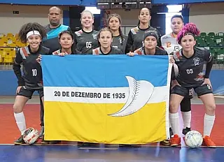 Dourados domina no futsal dos Jogos Escolares