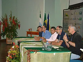 Pesquisadores da Embrapa debatem sistemas agroflorestais