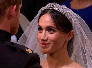Noiva real não promete 'obedecer' ao príncipe na Inglaterra