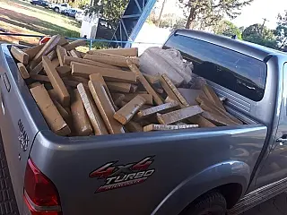 PM de Ponta Porã apreende caminhonete com 500 quilos de maconha