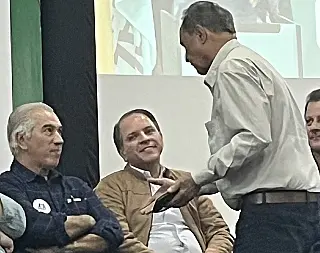 Reinaldo diz que ainda não é hora de 'atropelar' eleições