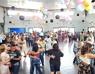 Idosos abrem semana com muitas atividades em Dourados