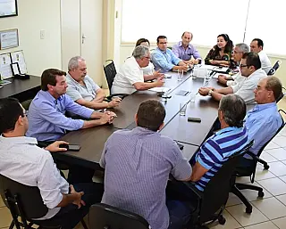 Vereadores vão devolver R$ 4 milhões para Prefeitura pagar contas