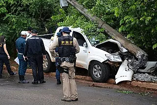 Carro de empresário morto por PRF teve flambadores plantados
