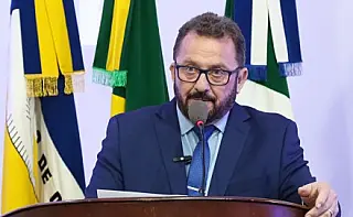 Laudir cobra informações sobre a implantação de redes de esgoto nos Residenciais Kairós I e II