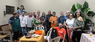 Velha guarda do jornalismo celebra boas lembranças em Dourados